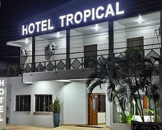 Hotel Tropical - Jardim - Edifício