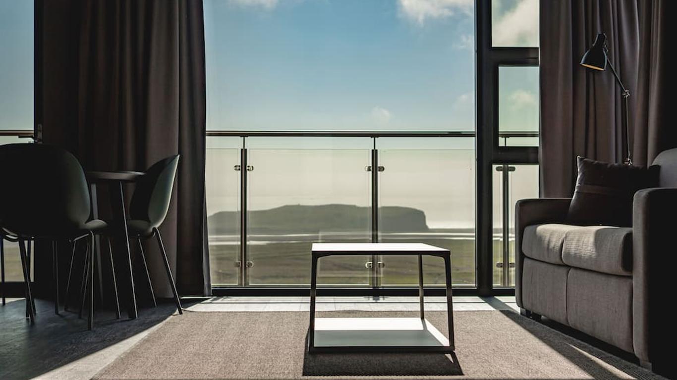 Black Beach Suites