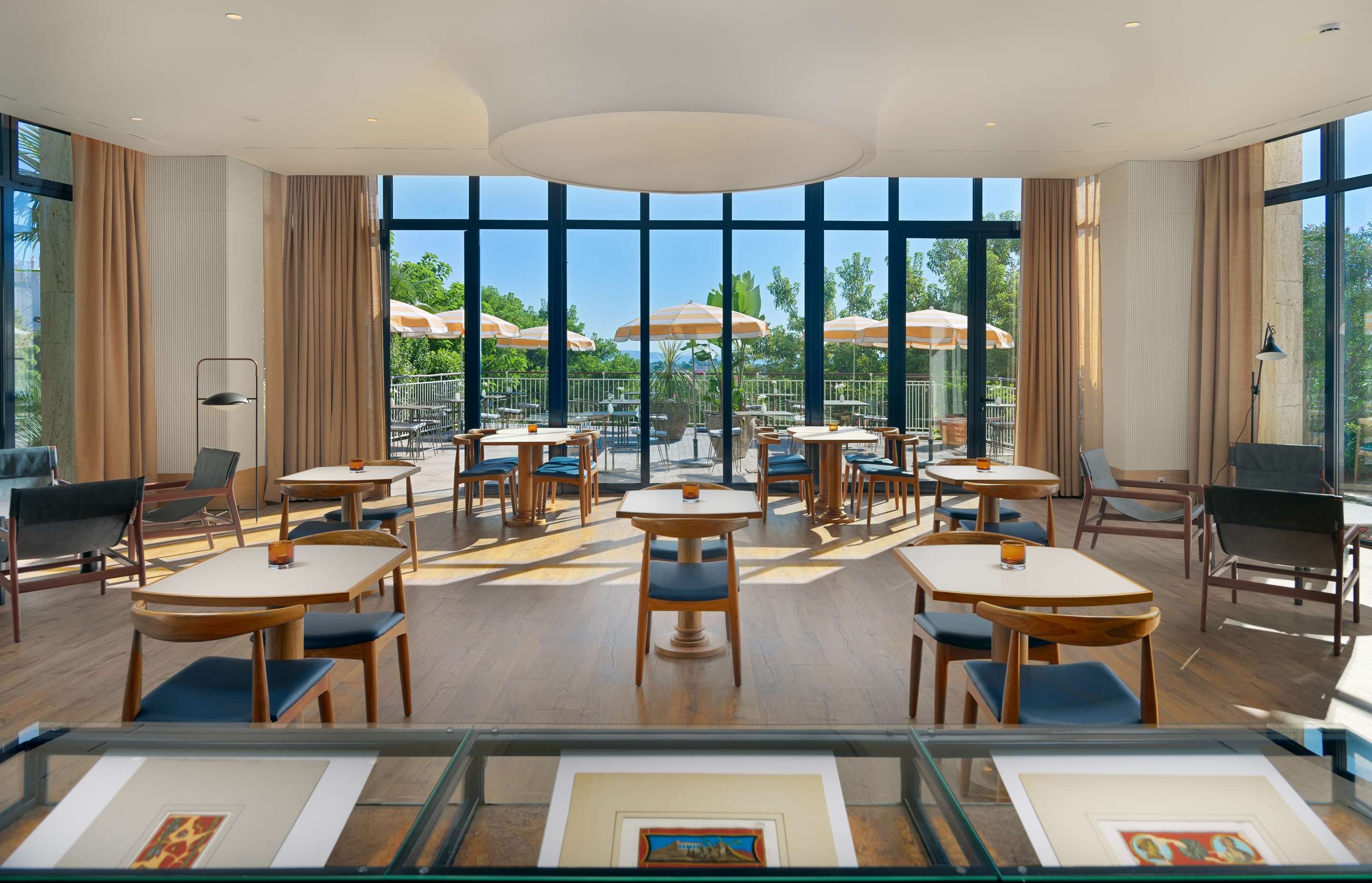 إتش 10 إمبيريال تاراكو - طراغونة تراجونا - مطعم