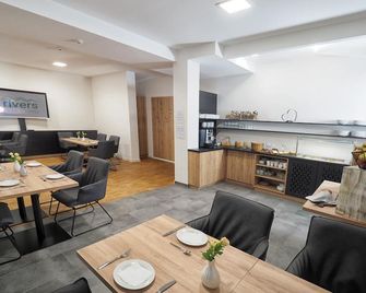 Apparthotel Rivers Passau - Пассау - Ресторан