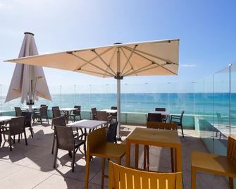 Golden Beach Guesthouse - Faro - Lounge