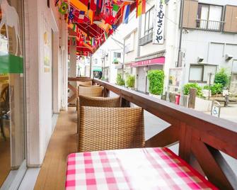 Sakura Hotel Nippori - Tokio - Balcón