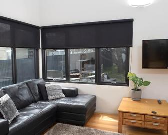 Architecturally designed beach house - Dodges Ferry - Sala de estar