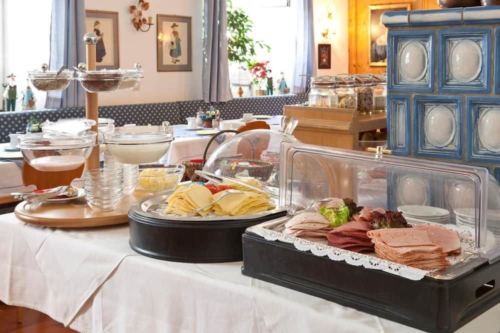 Brauerei-Gasthof Hotel Post - Nesselwang - Buffet