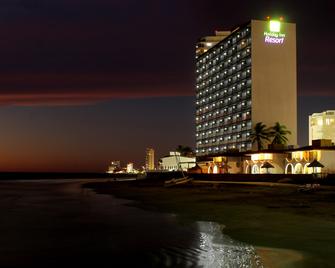 Holiday Inn Resort Mazatlan - Mazatlán - Bygning
