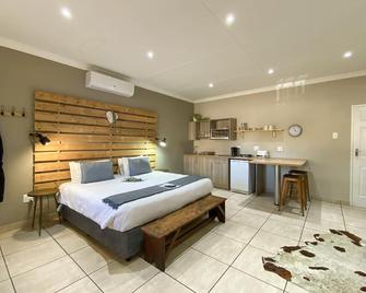 De Akker Guest House Oudtshoorn - Oudtshoorn - Habitación