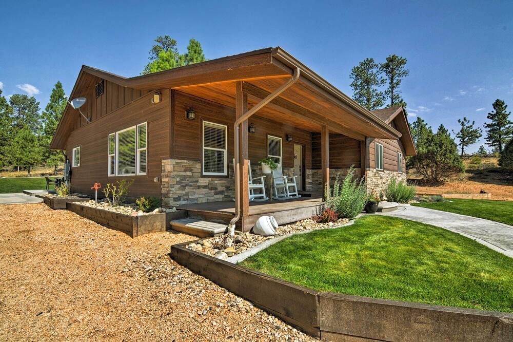Luxe Home ~ 2 Mi to Bryce Canyon National Park! - Bryce - Bâtiment