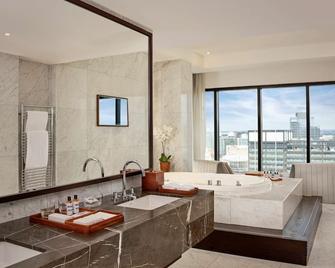 Hyatt Regency Birmingham - Birmingham - Bathroom