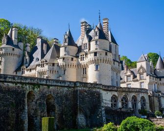 Hostellerie La Croix Blanche - Fontevraud-l'Abbaye