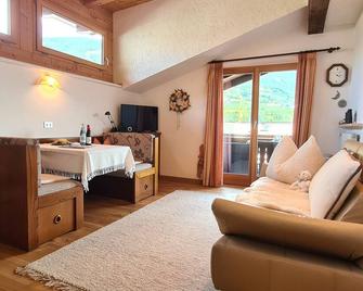 Ferienwohnungen Innerhofer - Riffiano - Wohnzimmer