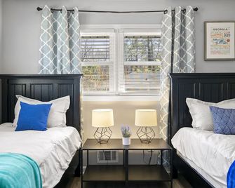 Smyrna’s Slice of Heaven! 4BR 2BA - Smyrna - Bedroom