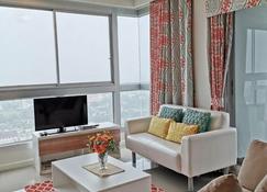 Huahin Sky Suite By Passionatacollection - Hua Hin - Living room