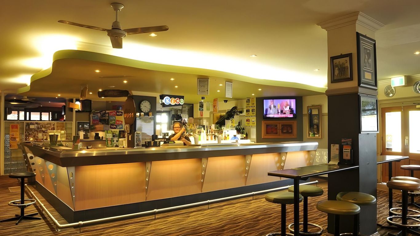 Bayview Hotel Woy Woy