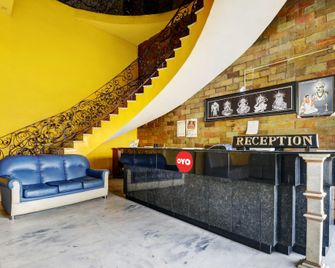 Hotel O Kolhar Yatri Nivas Boarding And Lodging - Bagalkot - Front desk