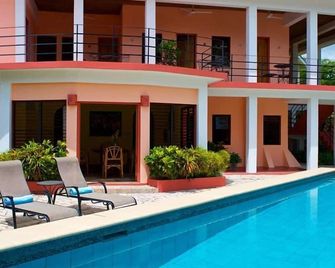 Coral House - Punta Gorda - Pool