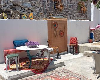Portakal Cicegi - Ayvalik - Building