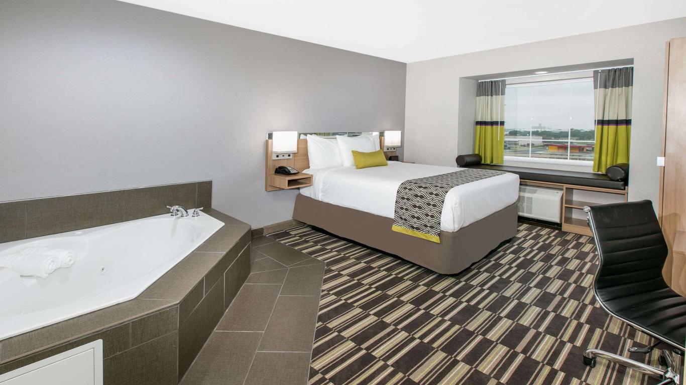 Microtel Inn and Suites by Wyndham Lubbock