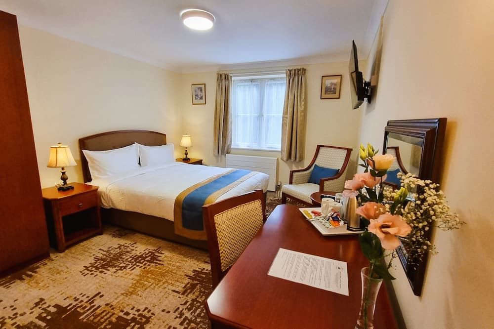 Royal Swan, Ashley Manor - B&B - Shedfield - חדר שינה