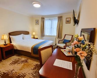 Royal Swan, Ashley Manor - B&B - Shedfield - חדר שינה