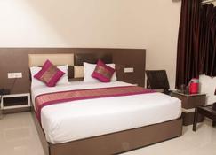 Rosewood Inn Hotel and BnB - Amritsar - Bedroom