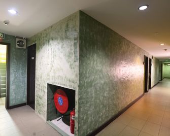 Kris Lodge - Bintulu - Hallway