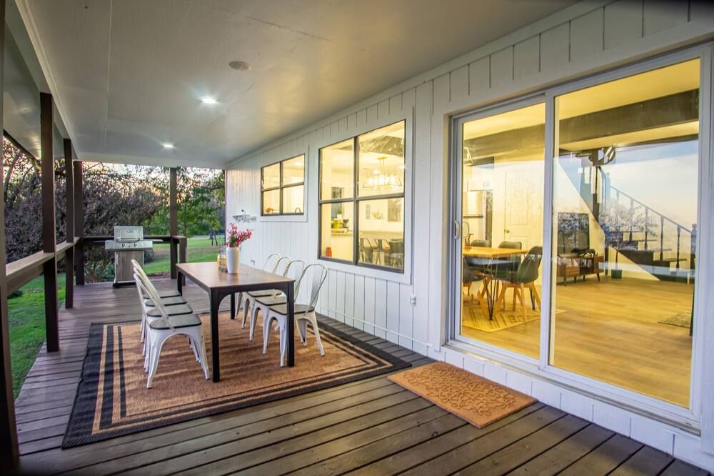 Tranquil Lakefront Retreat with Boat Dock - Richland Chambers Lake - Corsicana - Balcony
