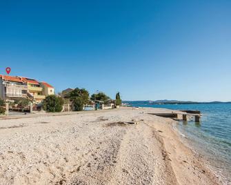 One-Bedroom Apartment In Sibenik - Šibenik - Strand