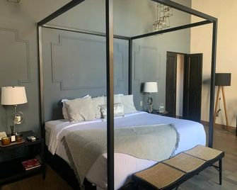 Hotel Plaza de Armas - Santiago de Querétaro