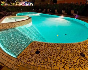 Hotel Corallo - Eraclea - Pool