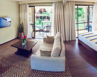 Osotua Luxury Resort By Icon - Naivasha - Salon
