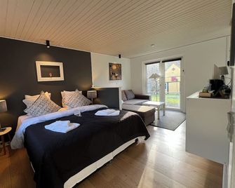 Ronne/Hotel Skovly - Rønne - Habitación