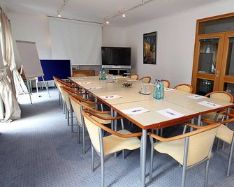 Hotel Lindemann - Bad Nauheim - Meetingraum