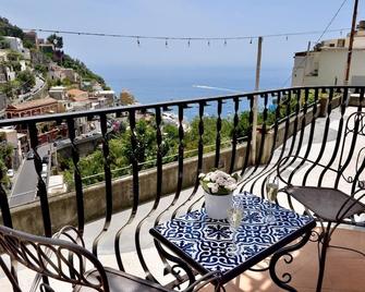 Gema Suites - Positano - Balcon