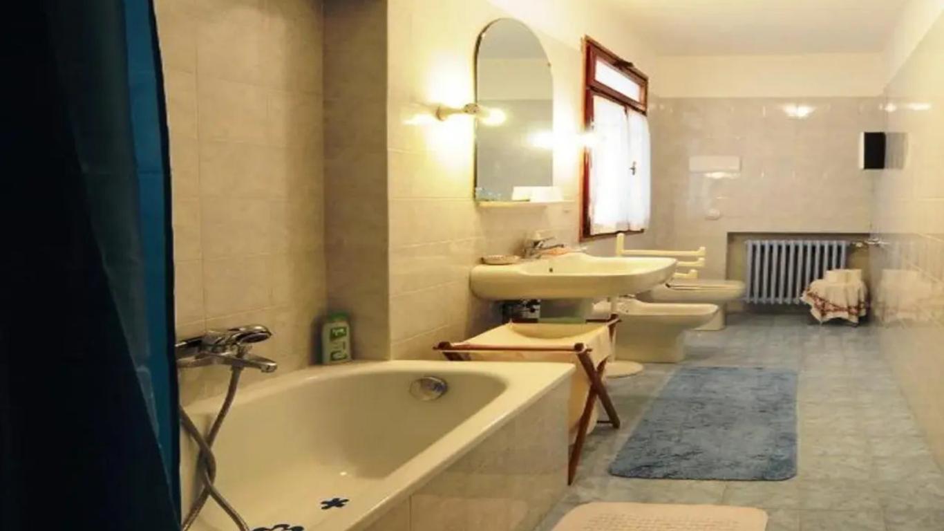 B&B Arabesque