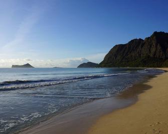 Waimanalo Beach House on beautiful long white sand beach! - Waimanalo - Playa
