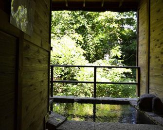 Shin-Matsuba Ryokan - Fukushima - Balkon