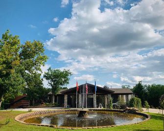 Wangshi China Palace B & B - Oklahoma City - Budova