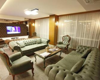 Giresun Sedef Hotel - Giresun - Sala de estar