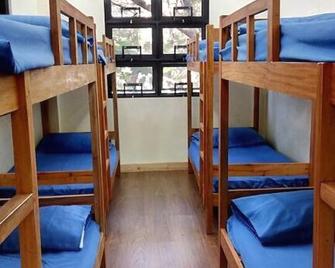 Koinonia Retreat Center - Baguio - Habitación