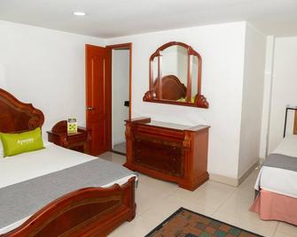 Ayenda 1131 Casa Valencia - Manizales - Habitación