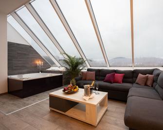 Hotel Fontana Vrnjacka Banja - Vrnjačka Banja - Living room