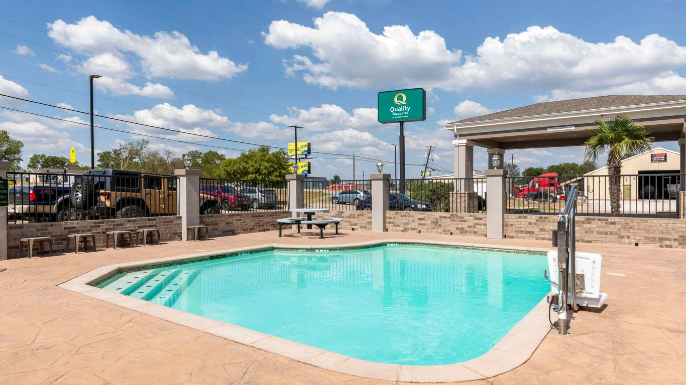 Quality Inn & Suites Groesbeck North