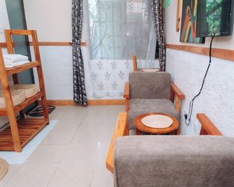 Arusha Giraffe Lodge - Arusha