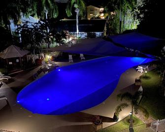 Luxury Haven, Pool, Internet, Hdtv, Gym - Cairns - Uima-allas