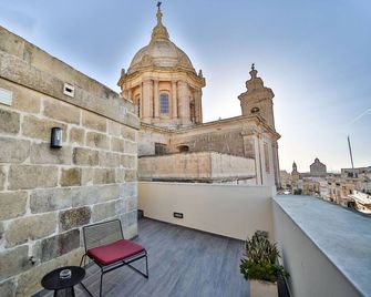 Quaint Boutique Hotel Nadur - Għajnsielem - Balcón