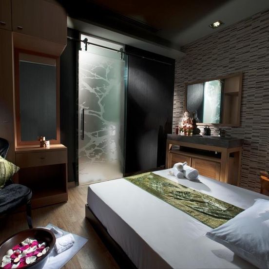 Ramee Grand Hotel And Spa image 1