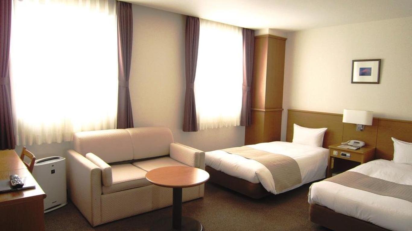 Hotel Folkloro Takahata