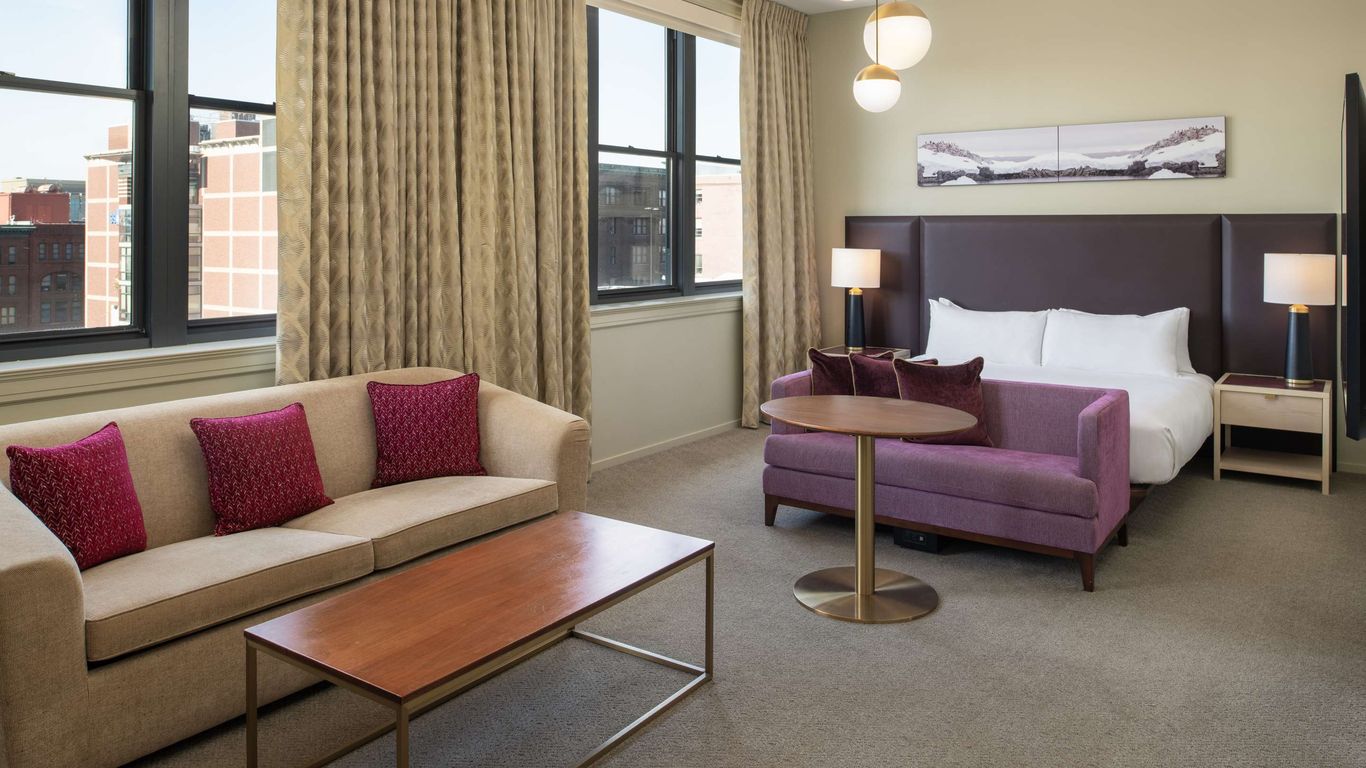 Hotel Savoy Kansas City, Tapestry Collection by Hilton