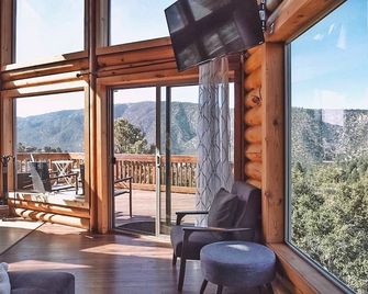 Log Cabin With Panoramic Views Of The Pines - Frazier Park - Balcony