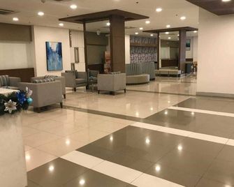 Spacious One Bedroom Apartment @ Studio A Quezon City - Manila - Lobby